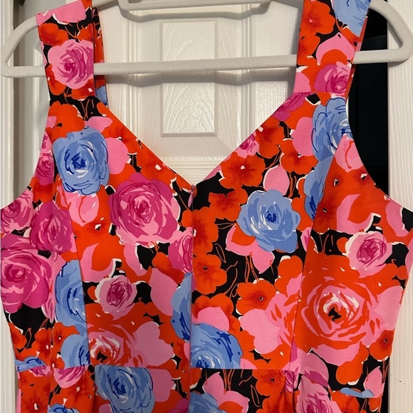 Madison Studio Flower Dress - Picture 6 of 12